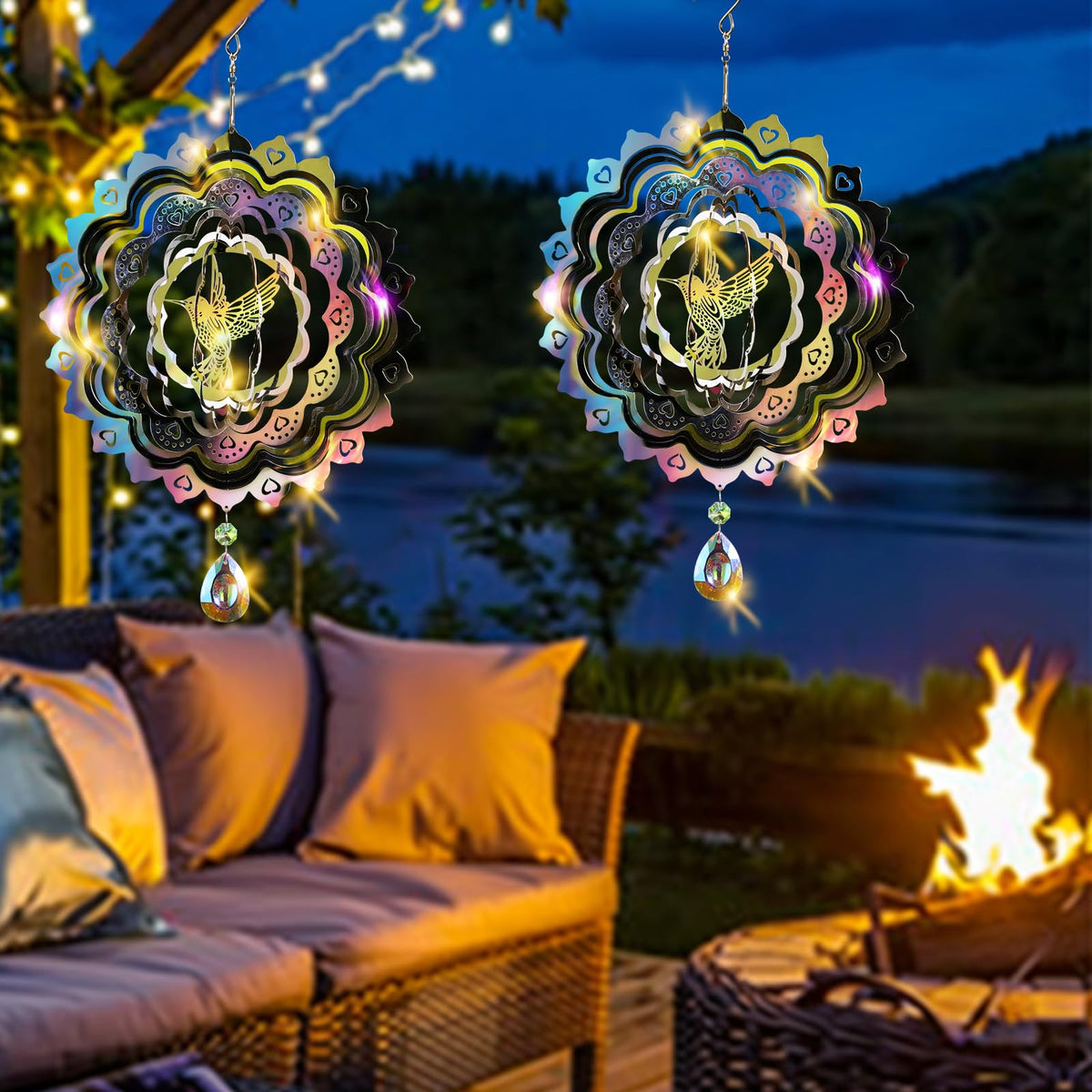 CosyCorner mirrored wind sculpture rotates smoothly for captivating yard color.