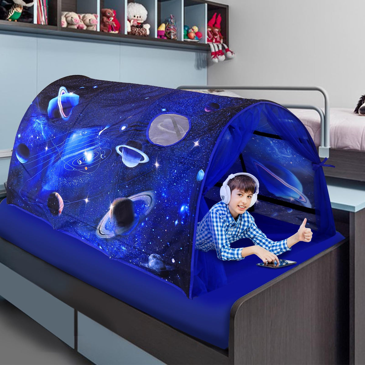CRAWLBO tent with roll-up curtains for easy in and out access and flexible setup
