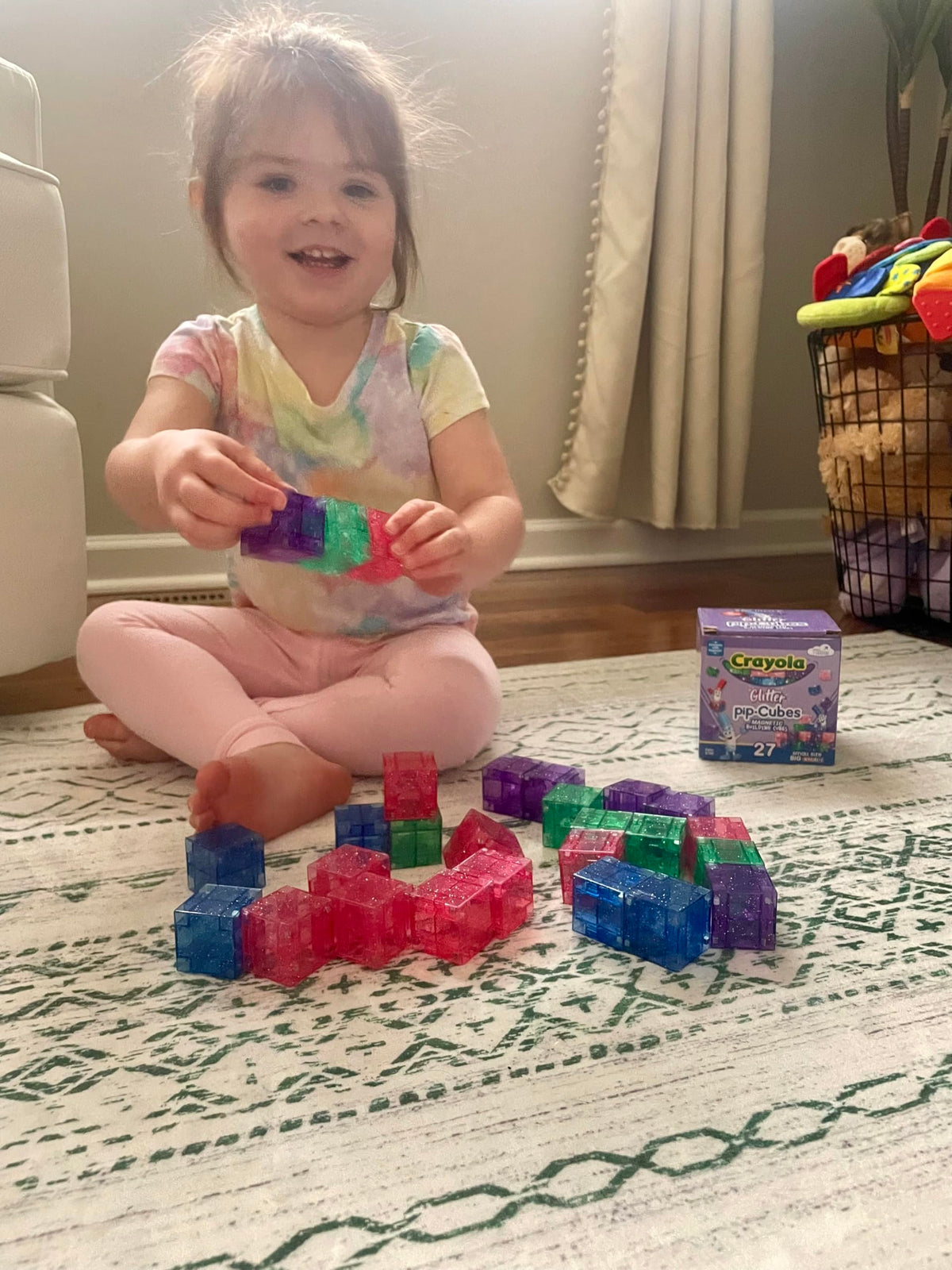 Crayola Glitter Magnetic PIP Cubes tower design highlighting stable connections for open-ended play