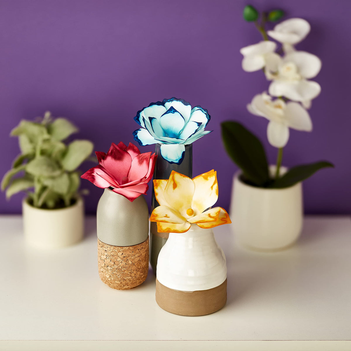 Crayola Paper Flower Science Kit uses safe, non-toxic materials for young creators