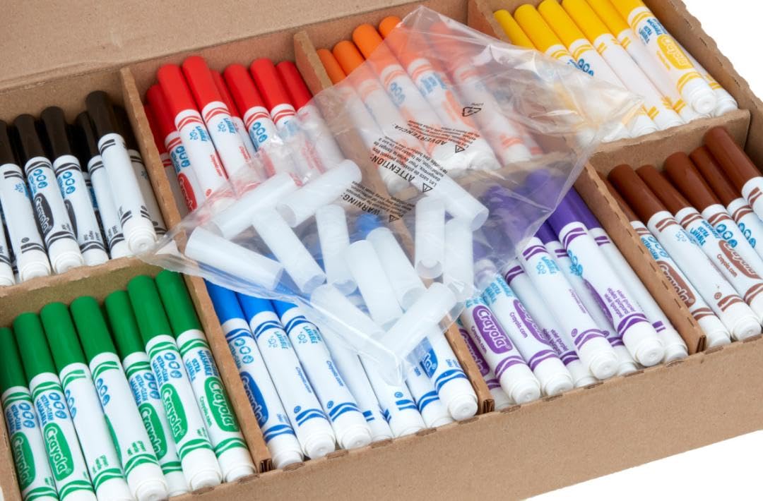 Crayola wedge-tip broad-line markers for bold and fine lines
