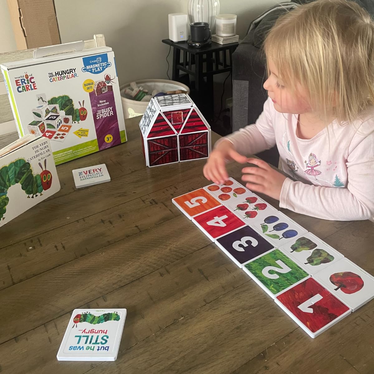 CreateOn color-name tiles support color learning.