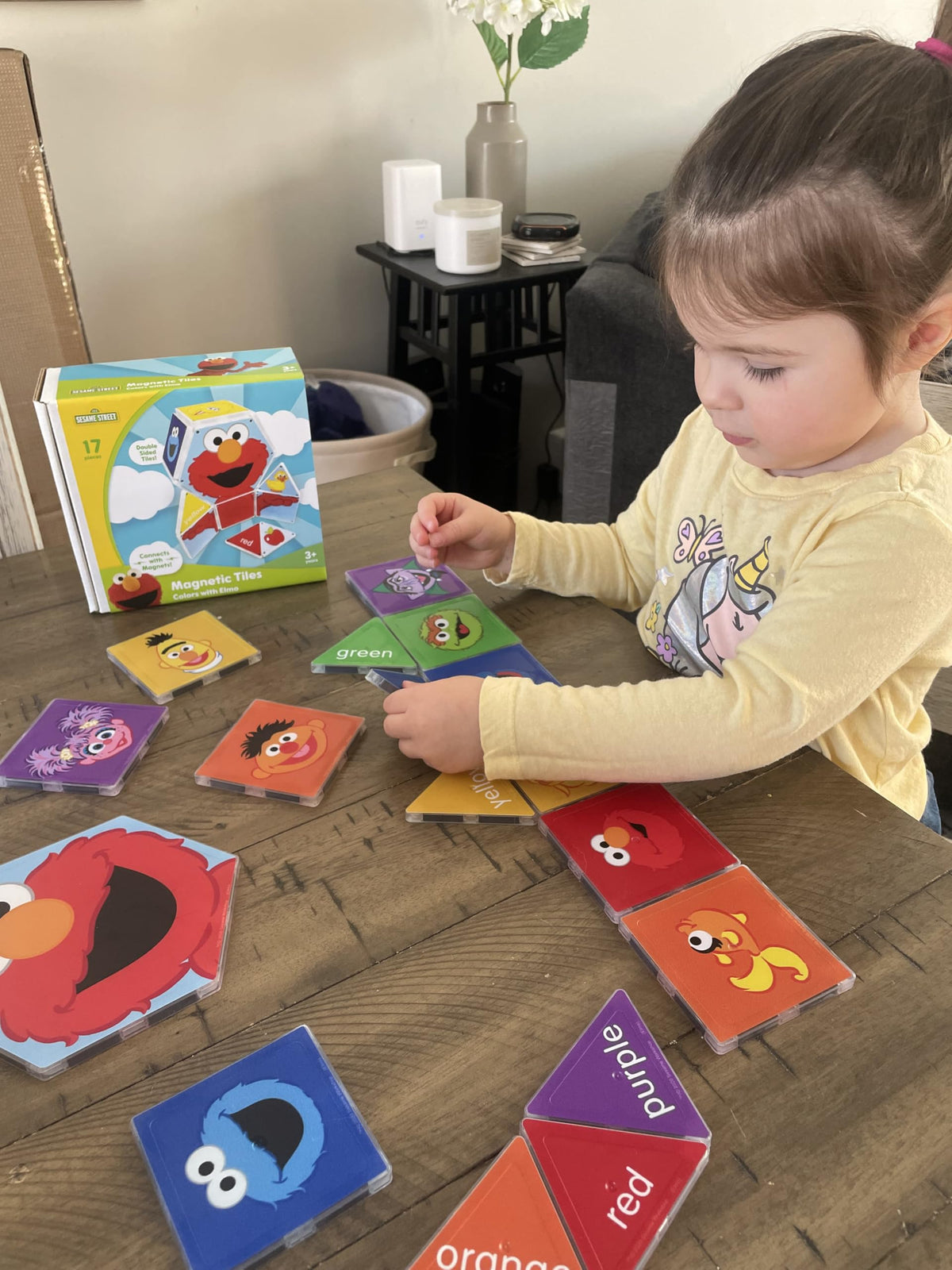 CreateOn Sesame Street double-sided magnet tiles deliver vivid visuals for interactive learning