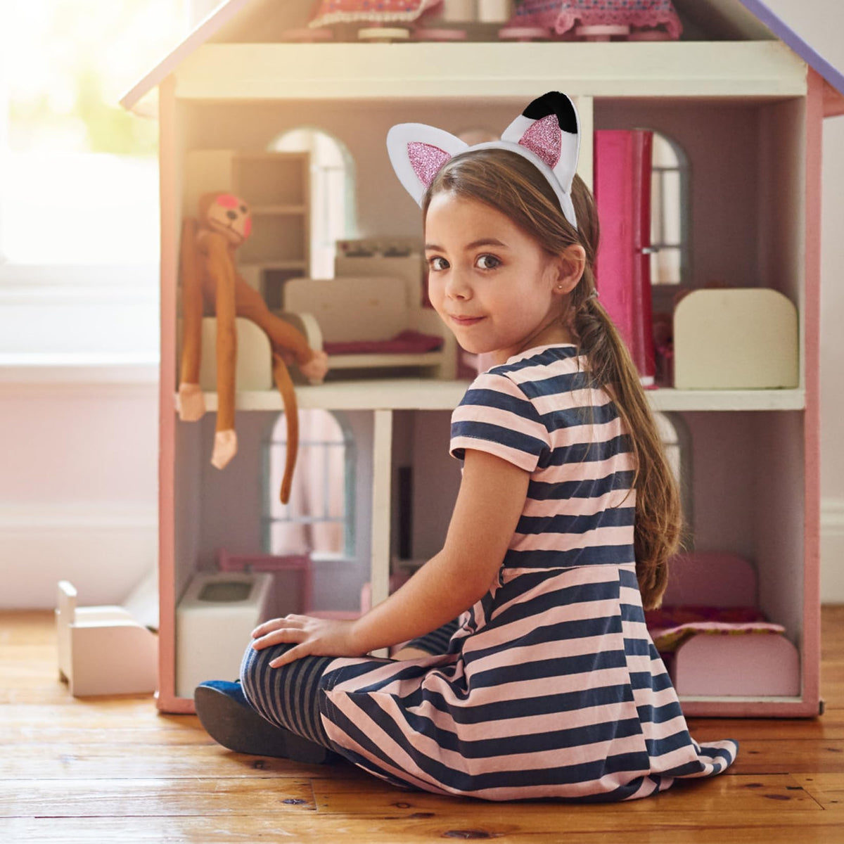Creatoy cat ears headbands demonstrate elastic fit ideal for kids.