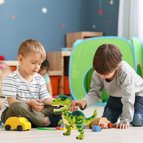 CSNRHG family-building session promotes parent-child interaction during play.