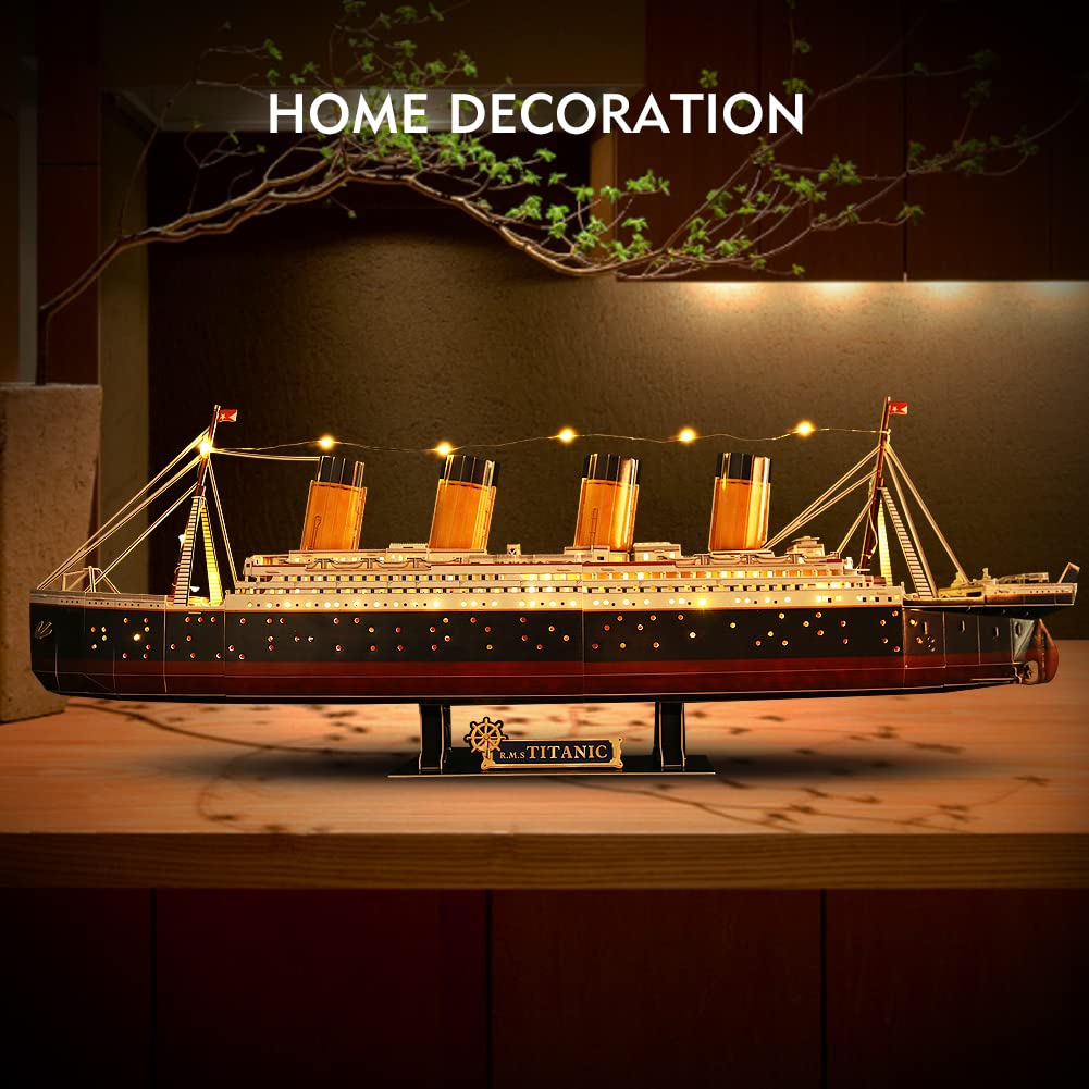 CubicFun Titanic detailed design yields a larger 50-5 cm display size