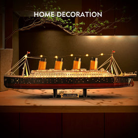 CubicFun Titanic detailed design yields a larger 50-5 cm display size