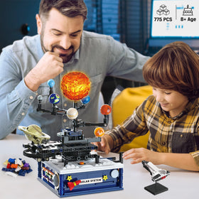 Planets assembly kit by CUBIMANA encouraging astronomy exploration