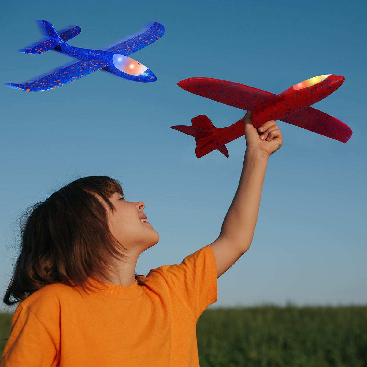 CUKU outdoor toy set encourages family time and active fun.