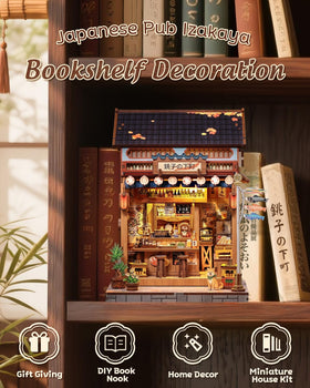 CUTEBEE Book Nook Izakaya storefront details viewed from the side.