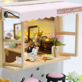 CUTEBEE dollhouse gift box look makes a thoughtful crafting present.