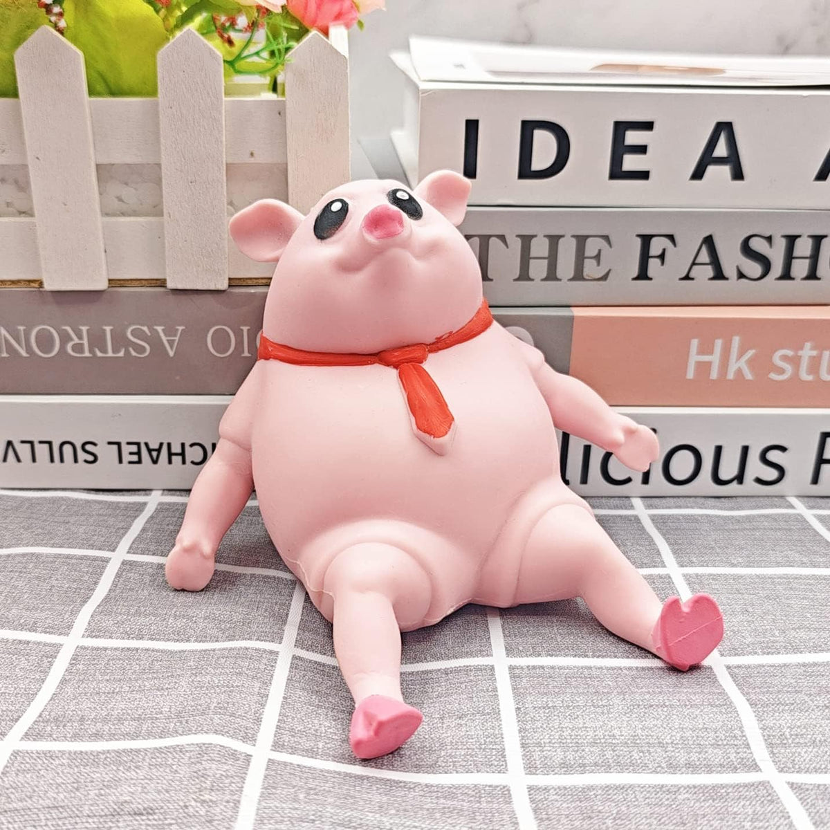 CYICTOY stress-relief pig squishy offers satisfying fidget for focus.