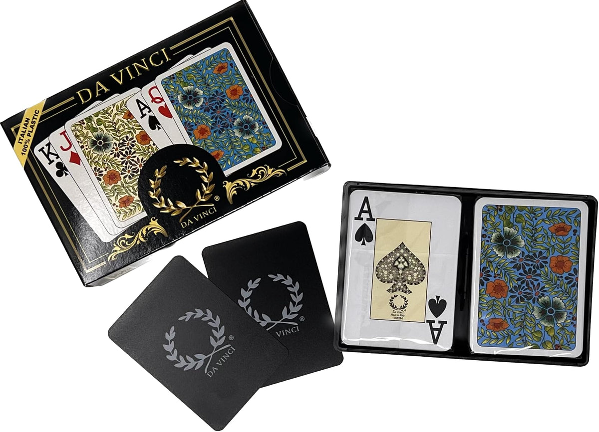 DA VINCI Fiori jumbo index cards improve visibility at game night.