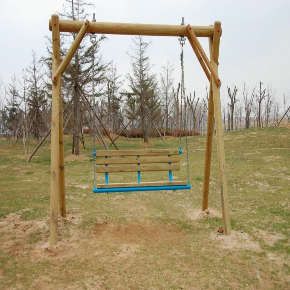 Dakzhou swing hanger mounted on a wood beam for secure suspensions