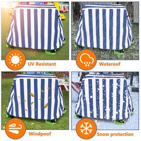 Dalema buckle straps secure the cover on windy days.