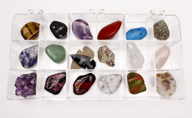 DANCING BEAR educational rocks set supports hands-on exploration.