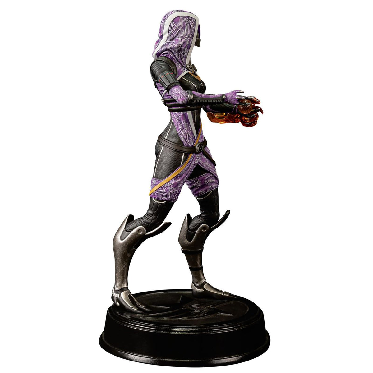 Dark Horse Mass Effect Tali’Zorah figure with base included for stable display.