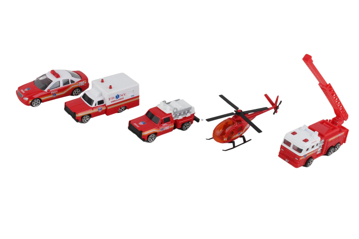Daron FDNY gift set front view, neat display in a kid’s shelf or desk.