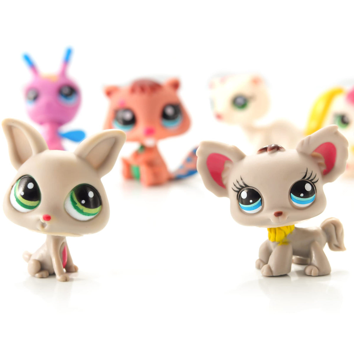 Daughe collect-and-swap set encourages trading and creativity