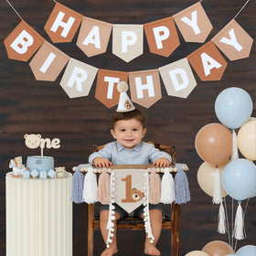 DCJHFJ bear birthday banner close-up highlighting soft felt texture and durable construction