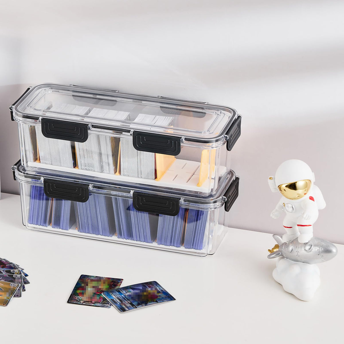 DEEIF Toploader box airtight latches protect cards from dust.