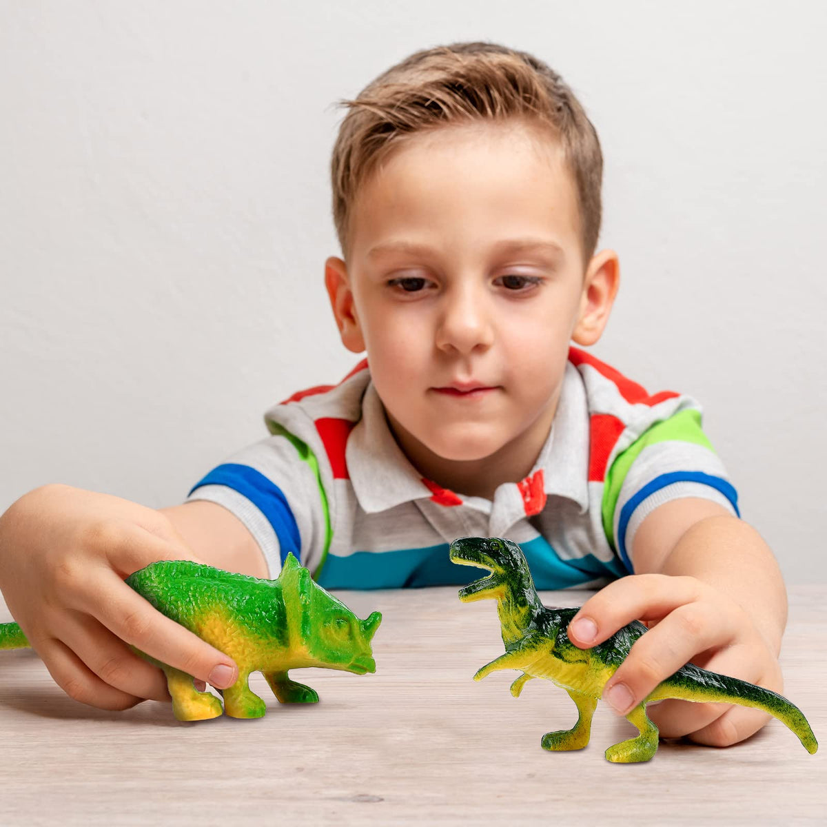 Deekin dinosaur party decorations with vivid colors for celebrations