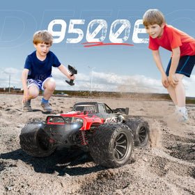 DEERC 9500E off-road tires and wide wheels improve grip on dirt and mud.