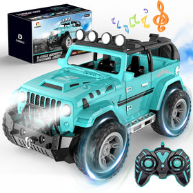 DEERC RC car with fog mist exhaust adds dramatic visual effects during play