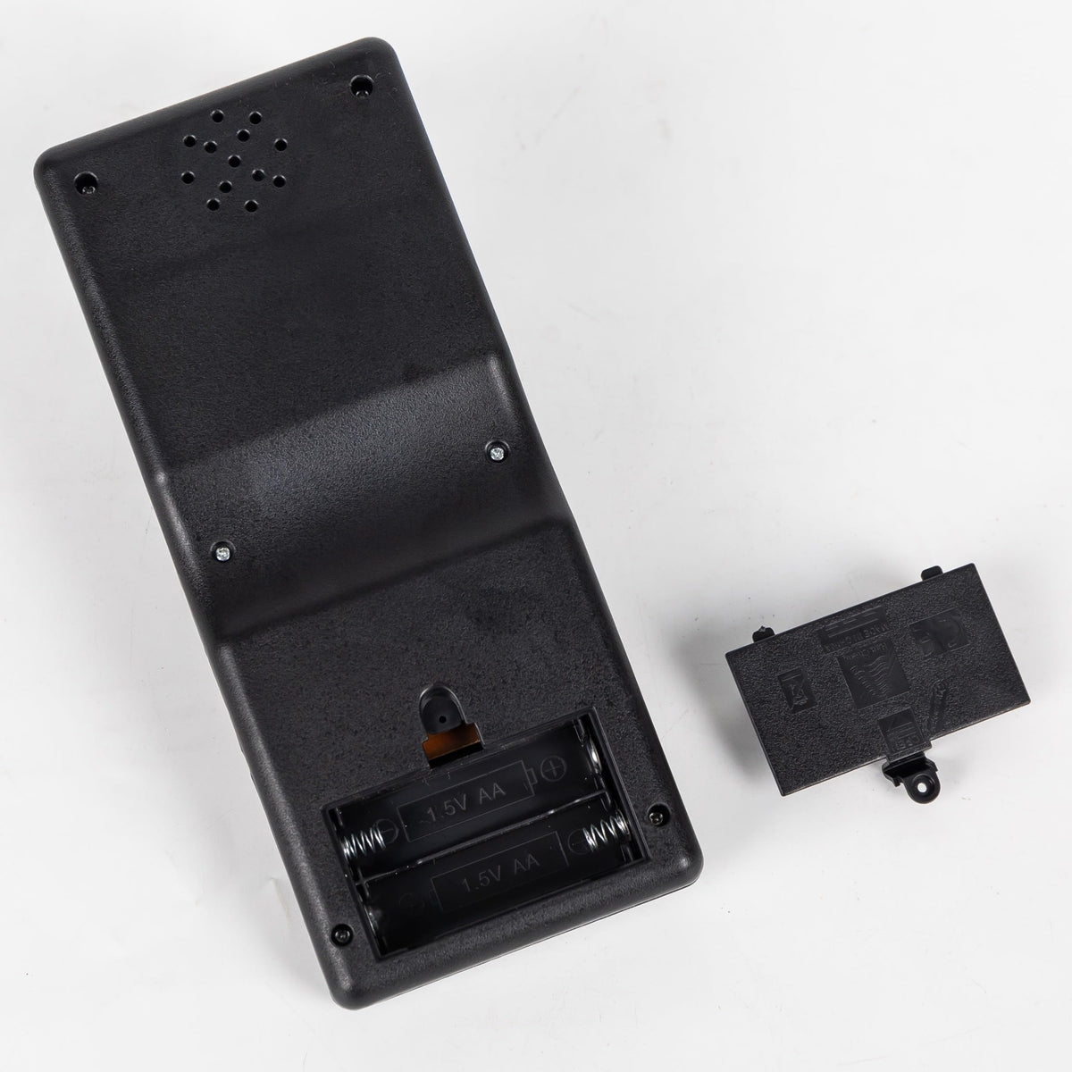 Desyeryamimi ABS construction keeps the console durable for daily use.
