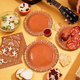 Dhnvcud Cielito Lindo napkins coordinated with plates for cleanup
