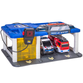DICKIE TOYS Rescue Station built-in microphone for command-style play