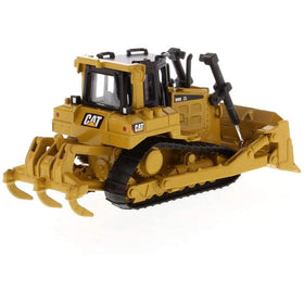 Diecast Masters D6R XL left-side view highlights precise exterior detailing perfect for collectors.
