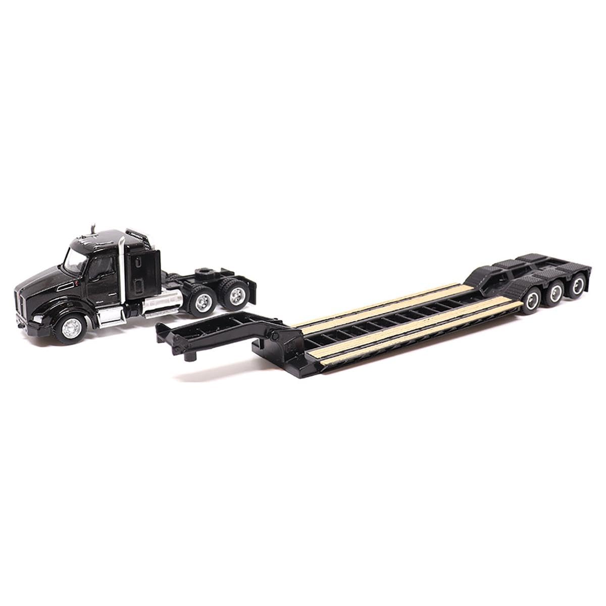 Kenworth T880s interior realism for immersive HO scale scenes