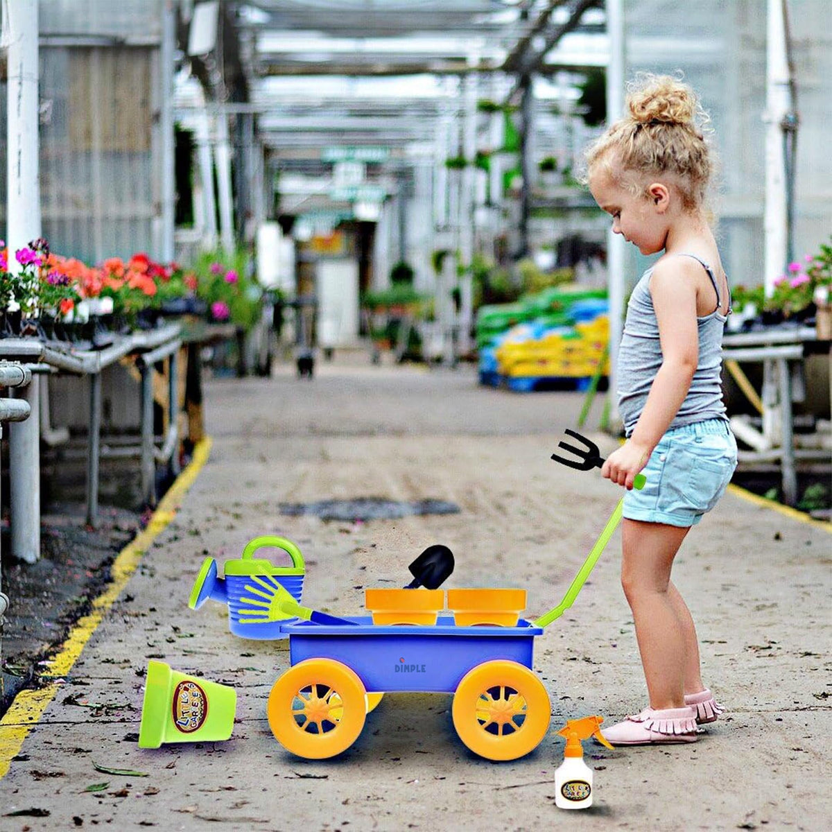 Dimple Garden Wagon spray-bottle ready for refreshing outdoor tasks.