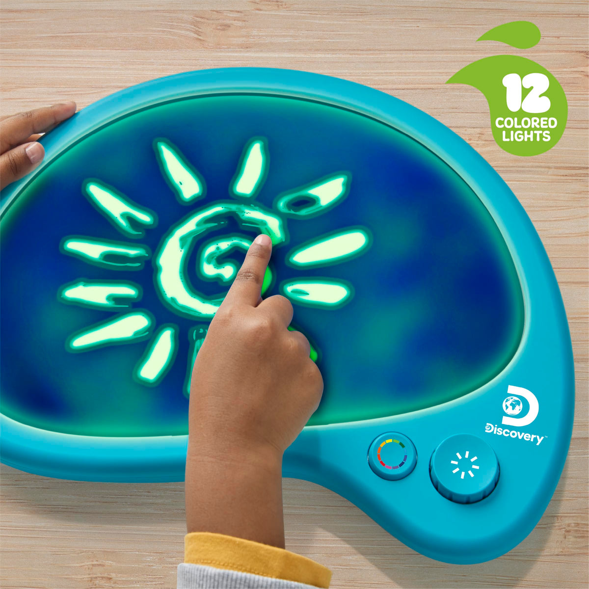 Discovery Mess-Free Glow Palette surface area enables clean, tactile art without paints or pens
