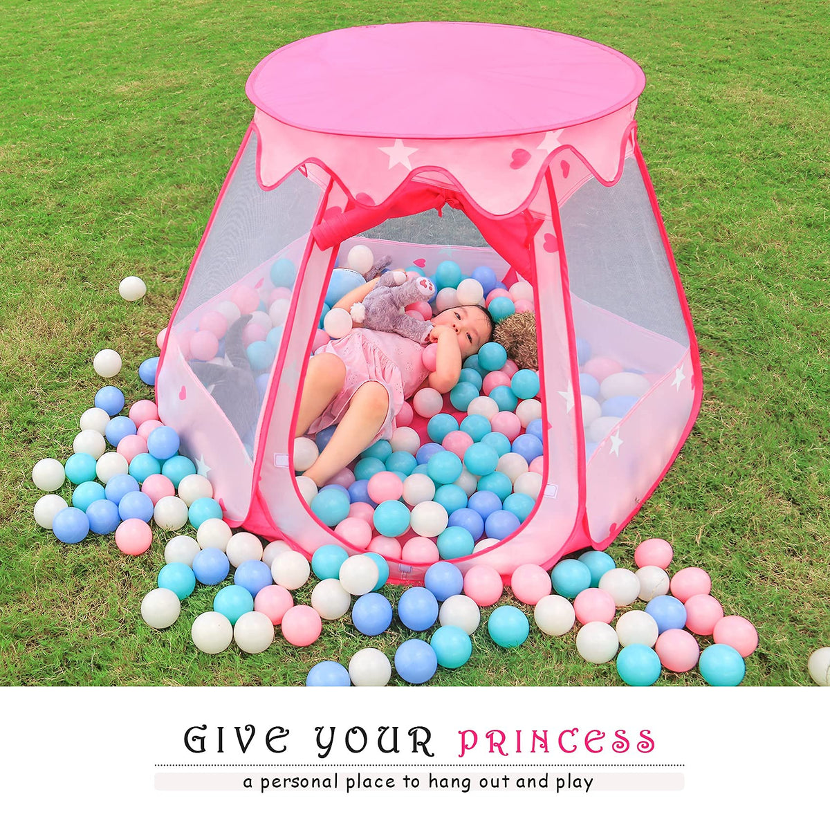DISHIO Princess Tent folds into a compact carrying bag for easy trips.