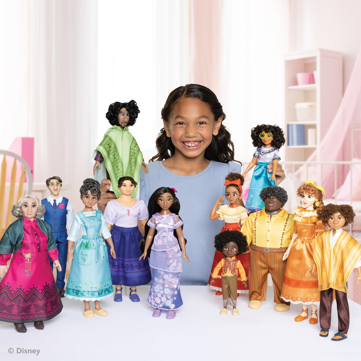 Disney Encanto ultimate Madrigal dolls set 12, complete playset for imaginative storytelling.