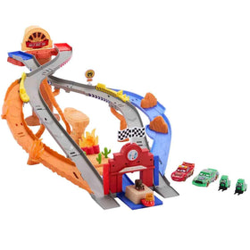 Disney Princess Cars Lightning McQueen leads the rescue road raceway for imaginative play