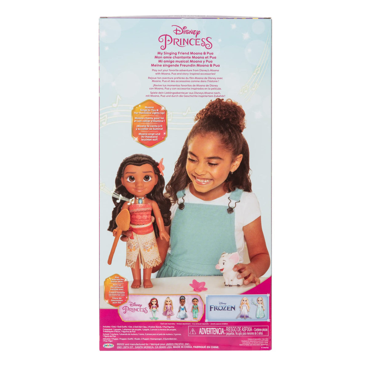 Disney Princess Moana & Pua necklace lights up for magical night-time play.