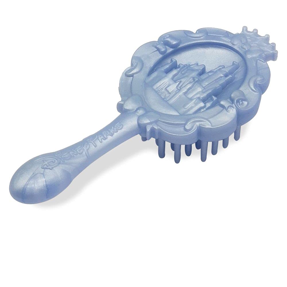 Disney Store Cinderella face detailing adds lifelike expression