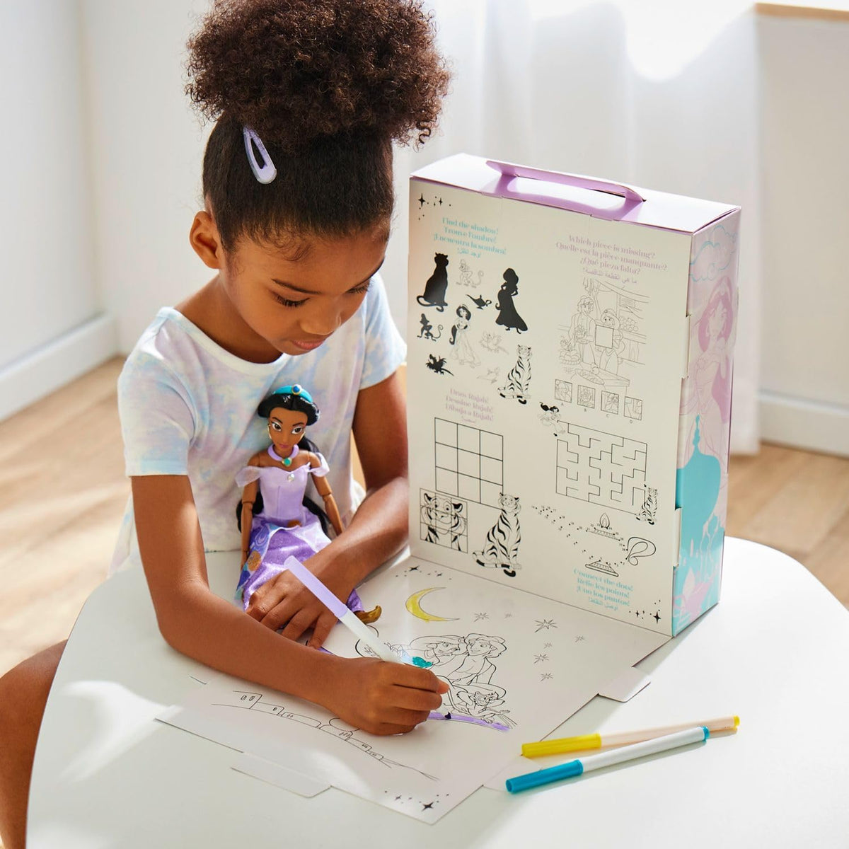 Disney Store Genie Lamp accessory adds magical storytelling possibilities.