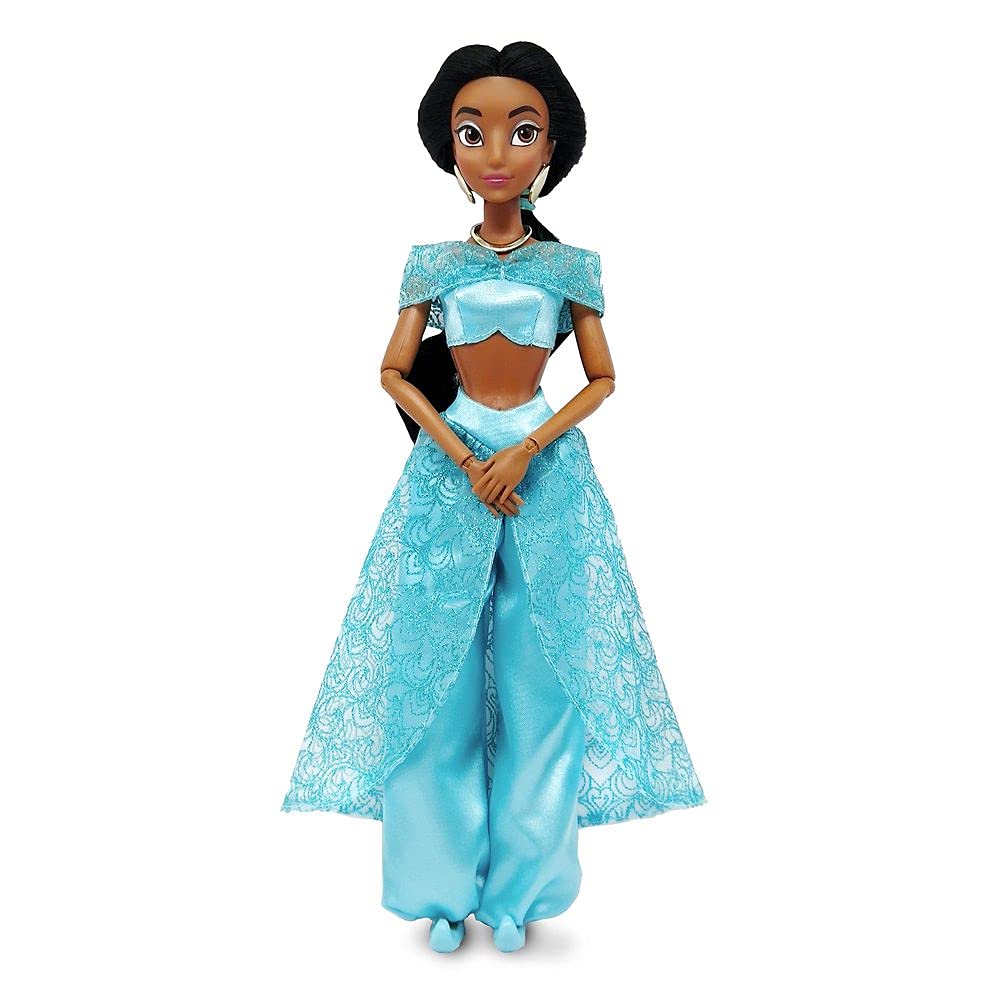 Jasmine doll golden earrings and matching necklace detail