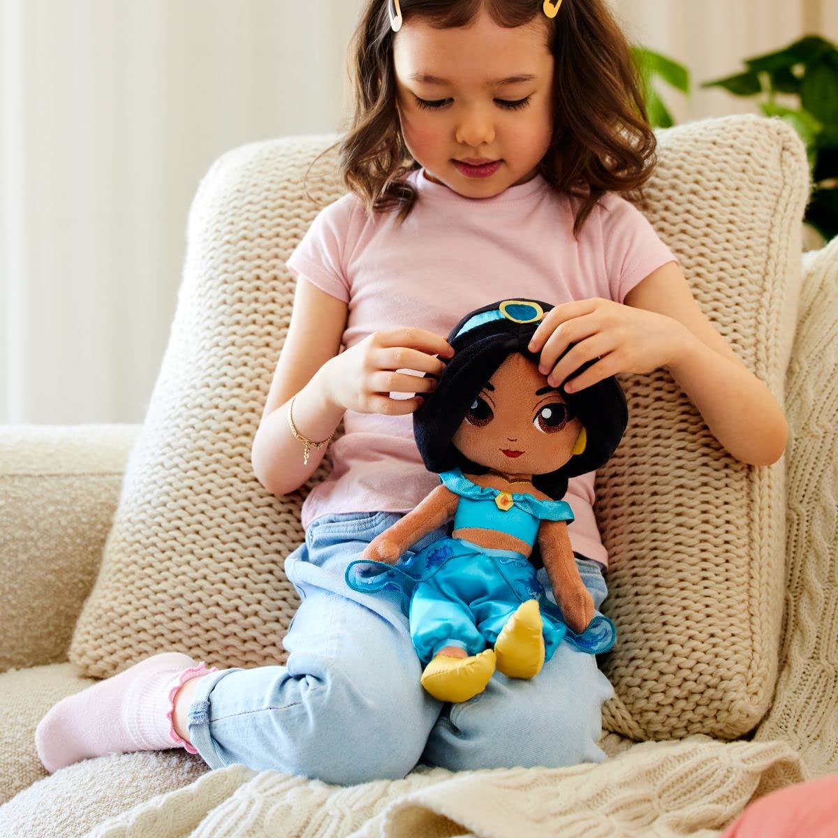 Disney Store Jasmine plush embroidery close-up highlighting durable stitching for long-lasting fun