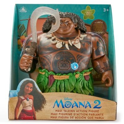 Disney Store Maui poses for action-packed scenes and imaginative storytelling.