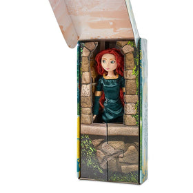 Disney Store Merida brush with molded details for precise grooming play.
