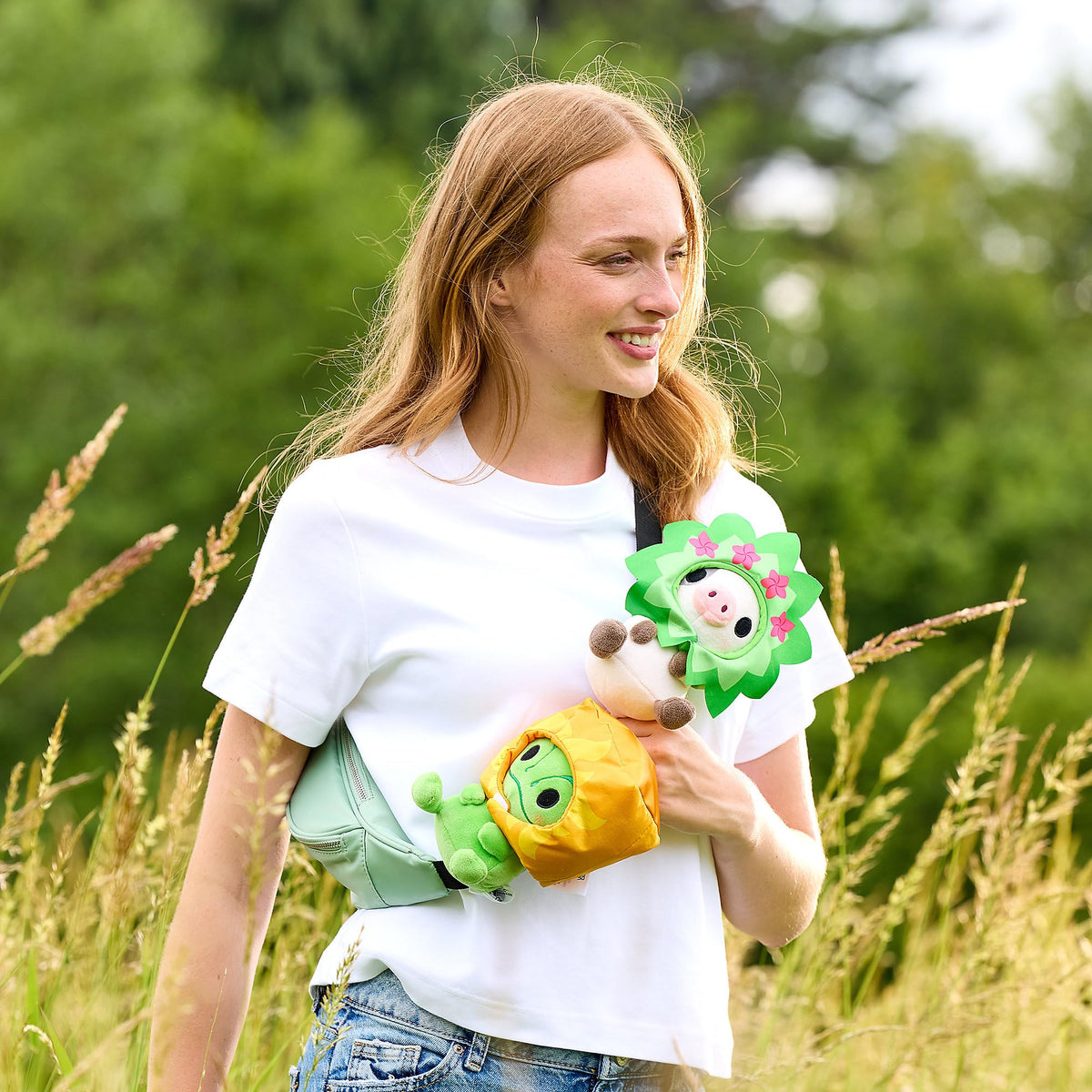 Disney Store Pua with detachable flower hat for mix-and-match dress-up fun