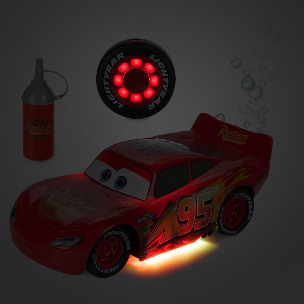 Disney Store Lightning McQueen 2.4GHz remote system for smooth, kid-friendly steering.