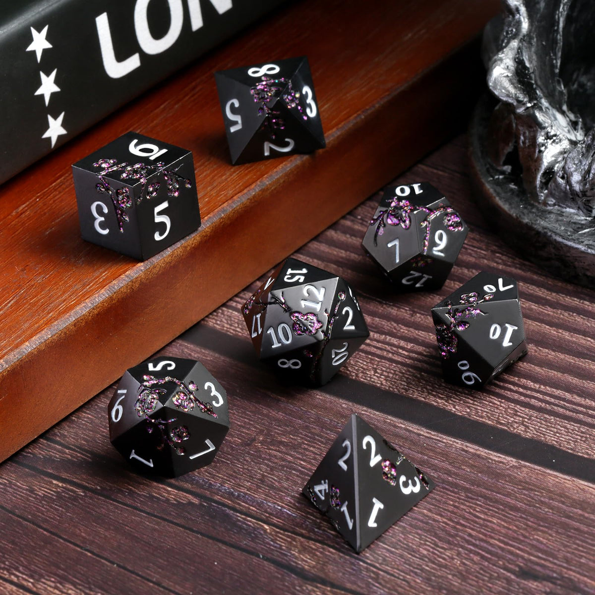 DNDND glitter purple flower D8 dice for easy table visibility
