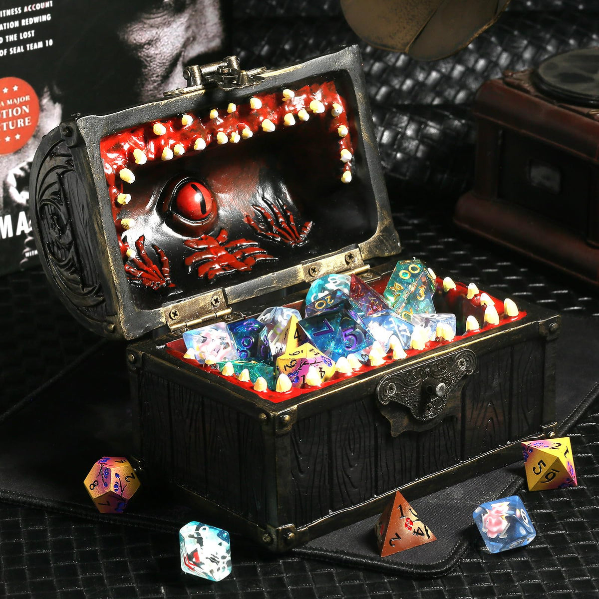 DNDND Mimic Chest teeth detail close-up emphasizes dramatic look