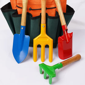 Doiaz Kidz Gardening Tool Set rake with safe kid size steel teeth